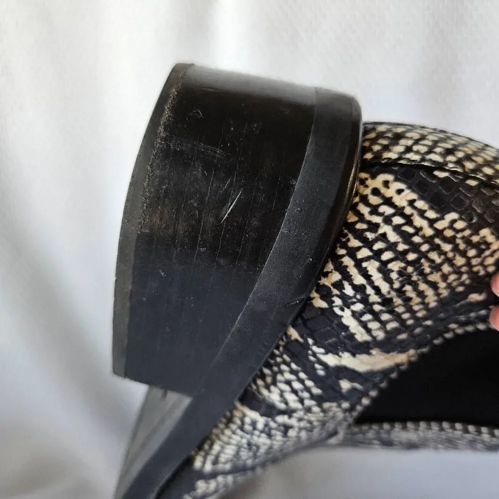 Coach Bowery Bootie in Snakeskin Size 8